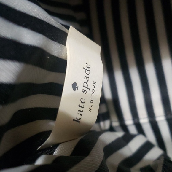 Kate Spade  tote light gray color - Picture 11 of 16